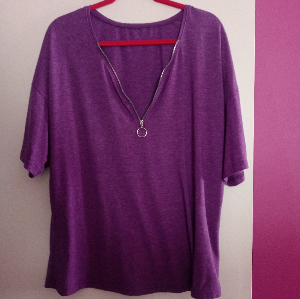 Cute maternity top